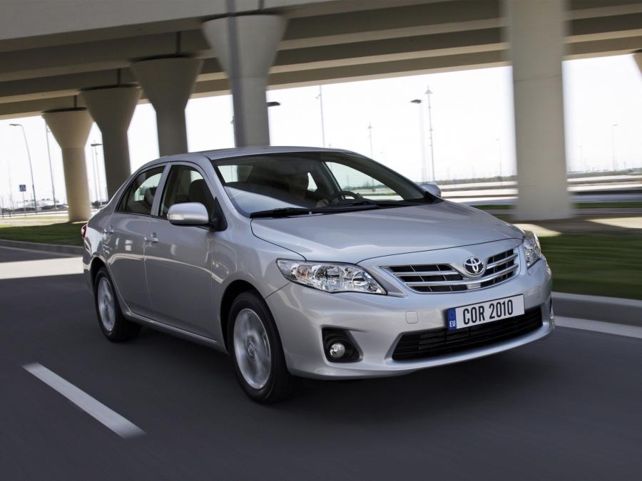  Toyota Corolla Sedan 2010 года  (фото 14 из 15)